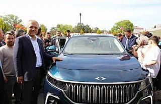 Başkan Üçok TOGG’un direksiyonuna geçti: “TOGG...