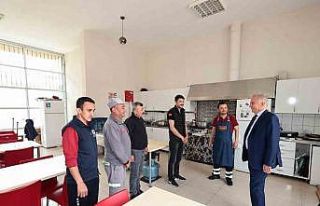 Başkan Zolan, Büyükşehir’in yardım meleklerini...