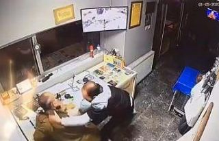 Başkentte engelli durak görevlisine saldırı