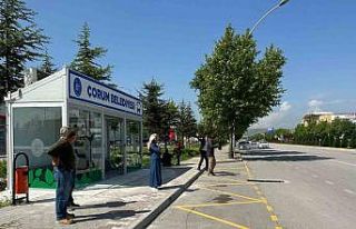 Belediye klimalı otobüs duraklarını kendisi üretecek