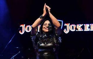 Bendeniz Bursalıları geçmişe götürdü