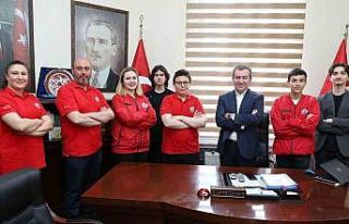 Bergamalı öğrenciler TEKNOFEST’e damga vurdu