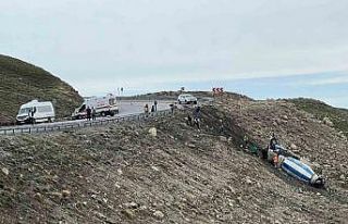 Beton mikseri uçuruma yuvarlandı: 1 yaralı