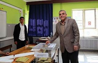 Beyazgül oyunu kullandı