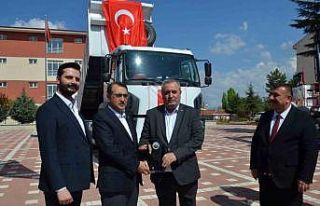 Beylikova’da hayırsevere teşekkür plaketi