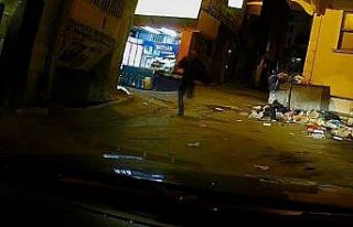 Beyoğlu’nda yabancı uyruklu kadına kapkaç şoku
