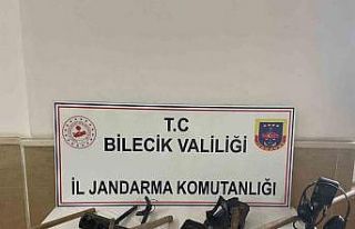 Bilecik’te tarihi eser bulmak için kazı yapanlara...