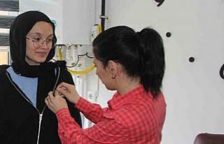 Bilek güreşi Türkiye 4.’süne altın