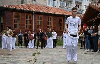 Bilgi Evi öğrencileri yıl sonu etkinliğinde doyasıya...