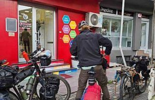 Bisikletle 15 bin kilometre kat eden ekip Alaplı’da