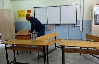 Bitlis’te okullar seçime hazırlanıyor