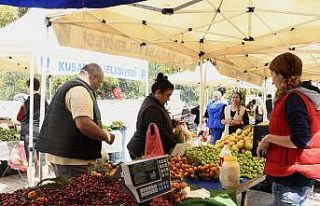 Bu pazarda üreticiler emeklerinin karşılığını...