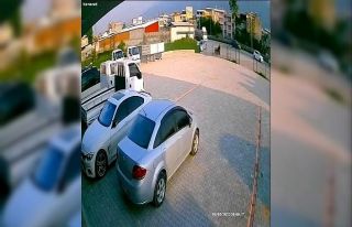 Bursa’da başıboş at böyle kaza yaptı, telef...