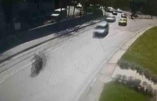 Bursa’da ters şeritten giden otomobil zincirleme...
