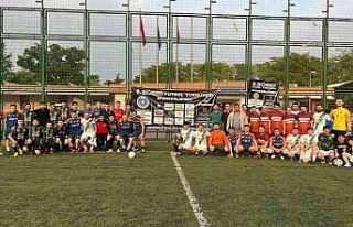 Bursa’da turnuva dünyaca ünlü yıldızın imzalı...