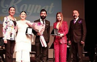 Bursa’da unutulmayan şarkılarla müzik dolu gece