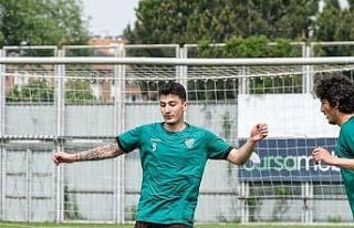 Bursaspor, Özlüce’de kampa girdi