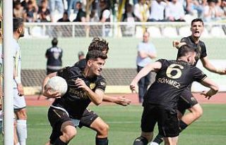 Bursaspor’da gol krallığı yarışı kızıştı