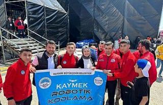 Büyükşehir KAYMEK öğrencileri, TEKNOFEST 2023’ün...