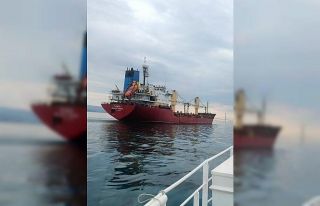 Çanakkale Boğazı’nda gemide rahatsızlanan personel,...