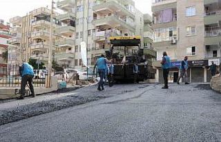 Canpolat sıcak asfalt çalışmalarını inceledi
