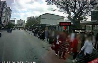 Cep telefonu çalan yankesici kameraya böyle yakalandı