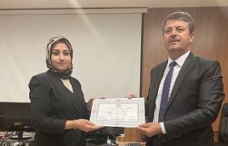 CHP Adıyaman Milletvekili Tutdere mazbatasını aldı