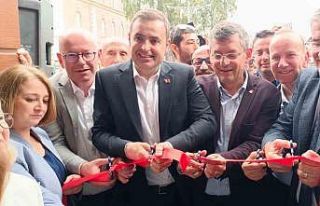 CHP Grup Başkanvekili SKM açılışına katıldı