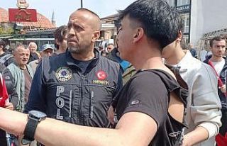 CHP Mengen İlçe Teşkilatı’nın pankartları...