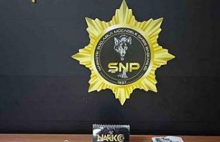 Cinayetten aranan zanlı uyuşturucu ile yakalandı