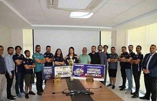 Çukurova Üniversitesi 1.5 Adana Elektromobil Takımı...