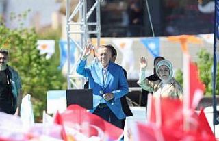 Cumhurbaşkanı Erdoğan’dan büyük mitingde Başkan...