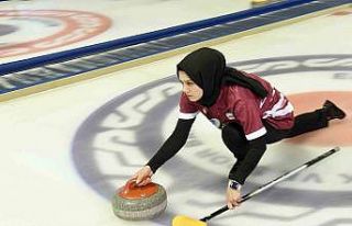 Curlingte heyecan sürüyor