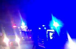 Dairede yangın çıktı, biri itfaiye eri 2 kişi...