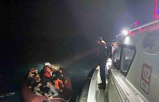 Dalaman açıklarında 19 düzensiz göçmen yakalandı