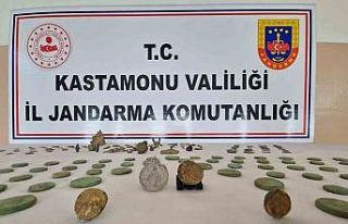 Define avcıları tarihi eserleri satmak isterken...