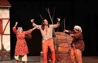 Denizli’de 35. uluslararası tiyatro festivali başlıyor