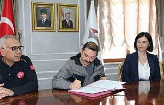 Depremde hasar gören Aile Sağlığı Merkezi yeniden...