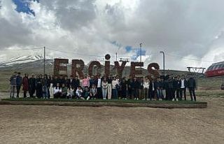 Depremzede Öğrenciler Erciyes’te Piknik Etkinliğinde...