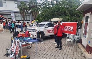 Depremzedeler için açılan panayırda DAKE’de...