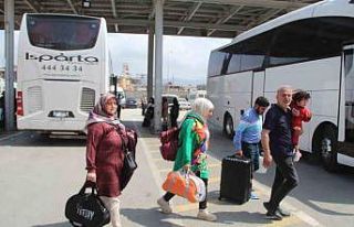 Depremzedeler oy kullanmak için Hatay’a geri dönüyor