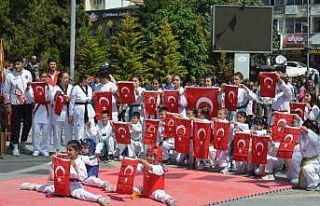 Develi’de 19 Mayıs kutlamaları renkli görüntülere...