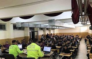 Dinar’da öğrencilere trafik eğitimi verildi