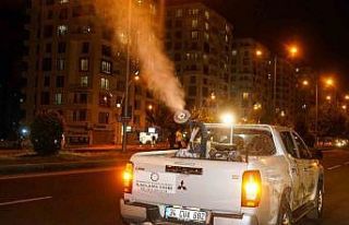Diyarbakır’da gece ilaçlama çalışmaları başladı