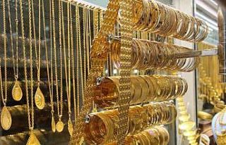 Düğün hazırlığında olan çiftlere sahte altına...