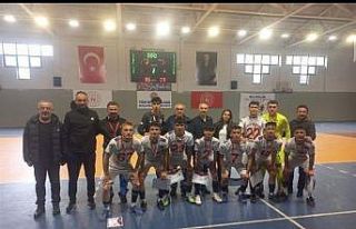 Düzcespor Lisesi gruptan birinci çıktı