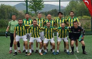 Edremit mahalle liginde yarı final yolunda