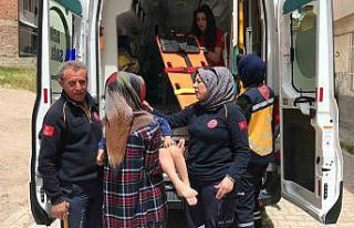 Elazığ’da 3 yaşındaki çocuğa çarpan otomobil...