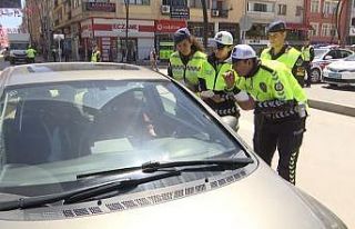 Elazığ’da Trafik Haftası’nda yolcular bilgilendirildi