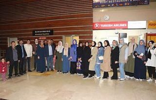 Elazığ’da üniversite öğrencileri umreye gönderildi